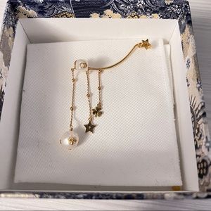 dior pearls earring